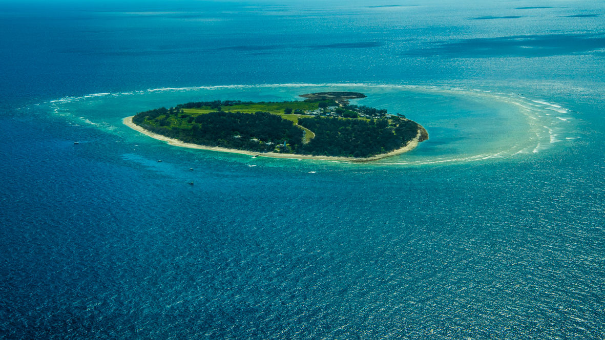 Reef island rescue plan to shore up climate change refuges